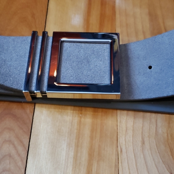 Leathet Belt - Picture 2 of 3